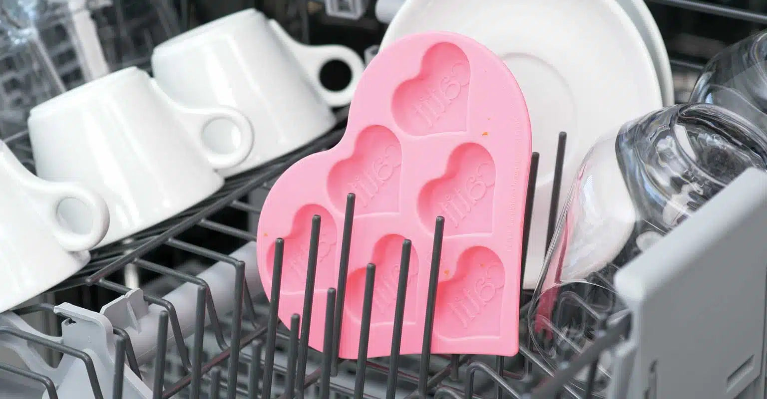 Catit Creamy Heart-shaped Silicone Ice Tray/Catit Creamy ハートシリコンアイストレイ