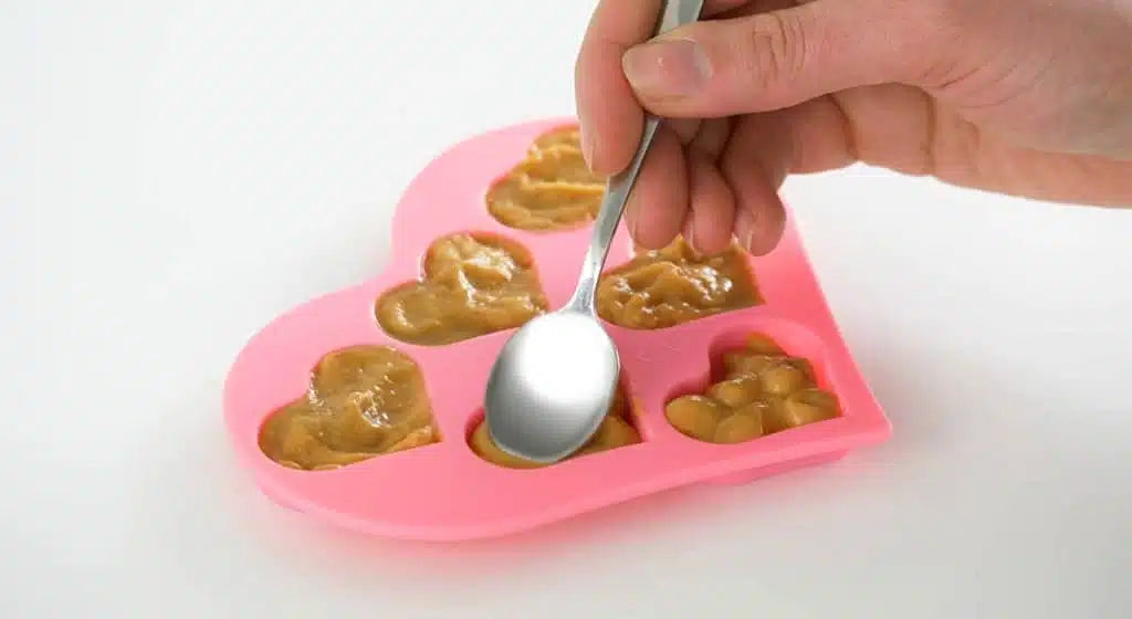 Catit Creamy Heart-shaped Silicone Ice Tray/Catit Creamy ハートシリコンアイストレイ